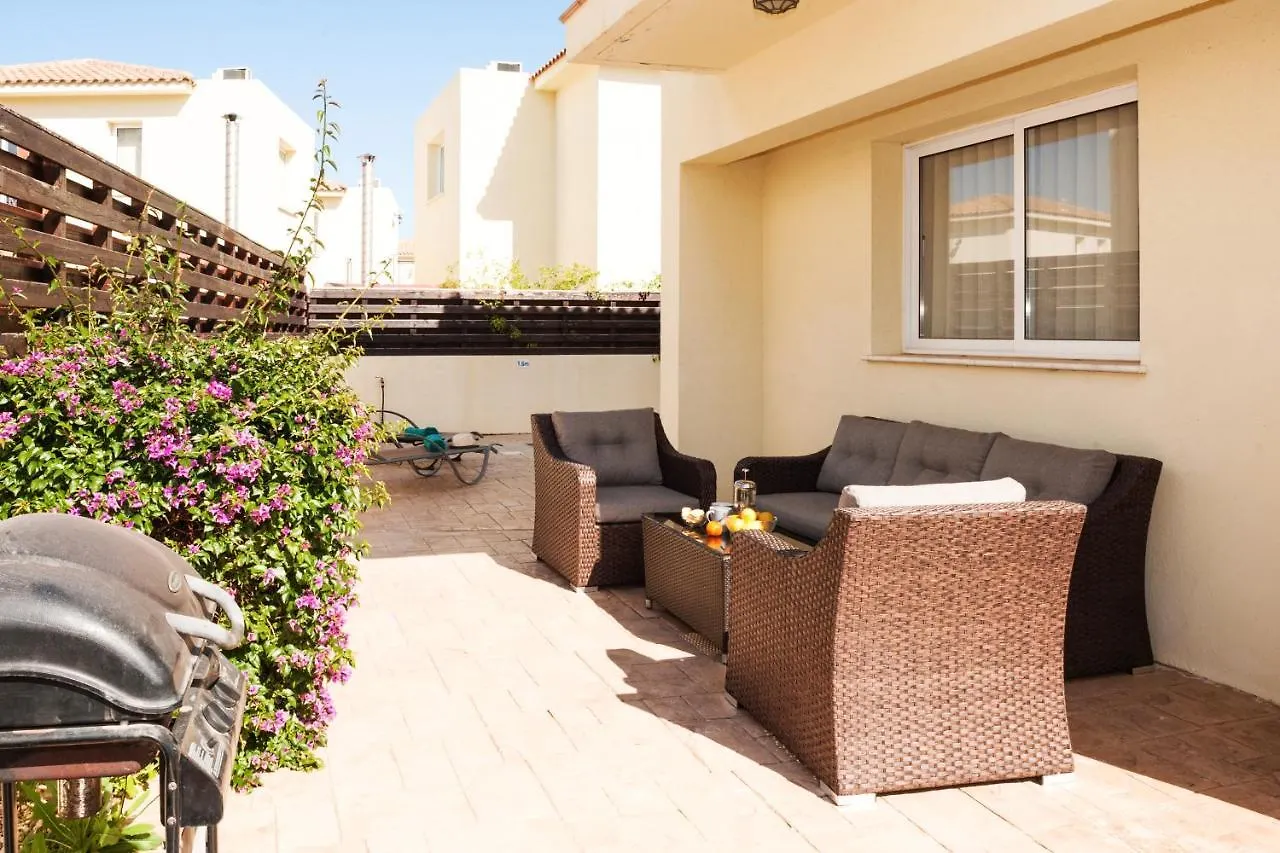 Crystal Blue Villa In A Perfect Location Protaras