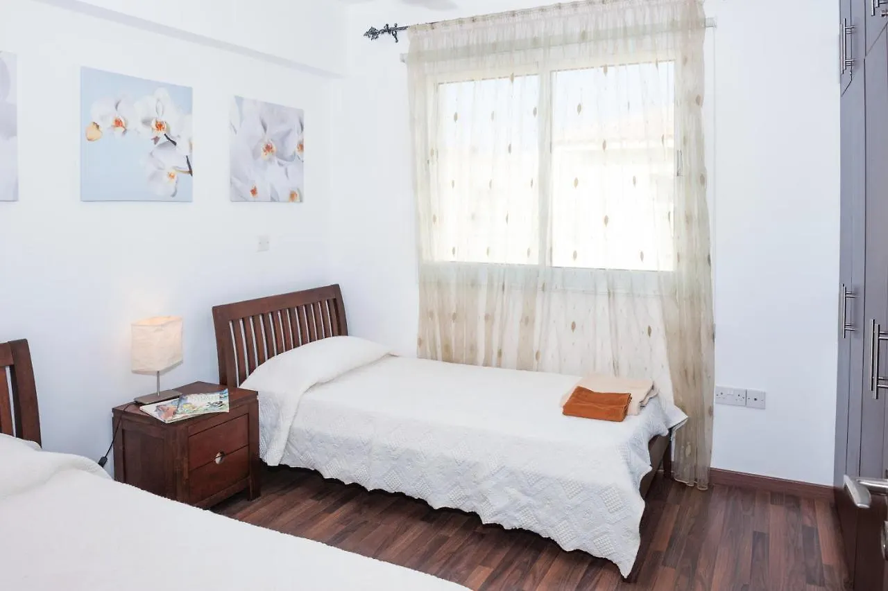 Crystal Blue Villa In A Perfect Location Protaras