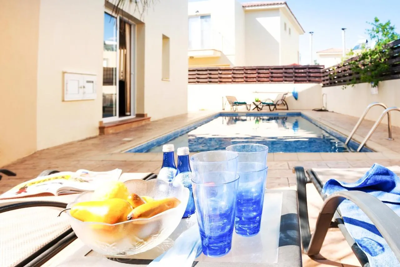 Crystal Blue Villa In A Perfect Location Protaras