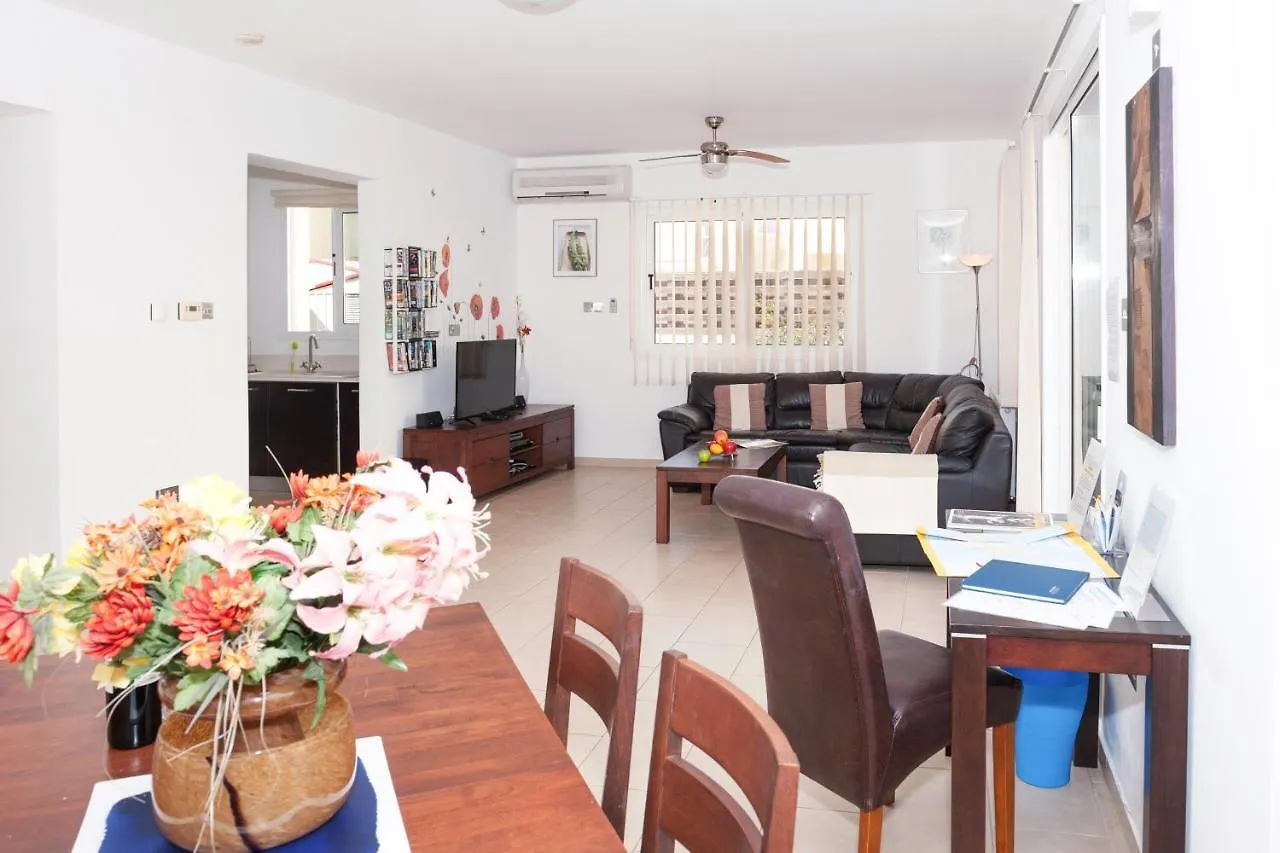 Crystal Blue Villa In A Perfect Location Protaras