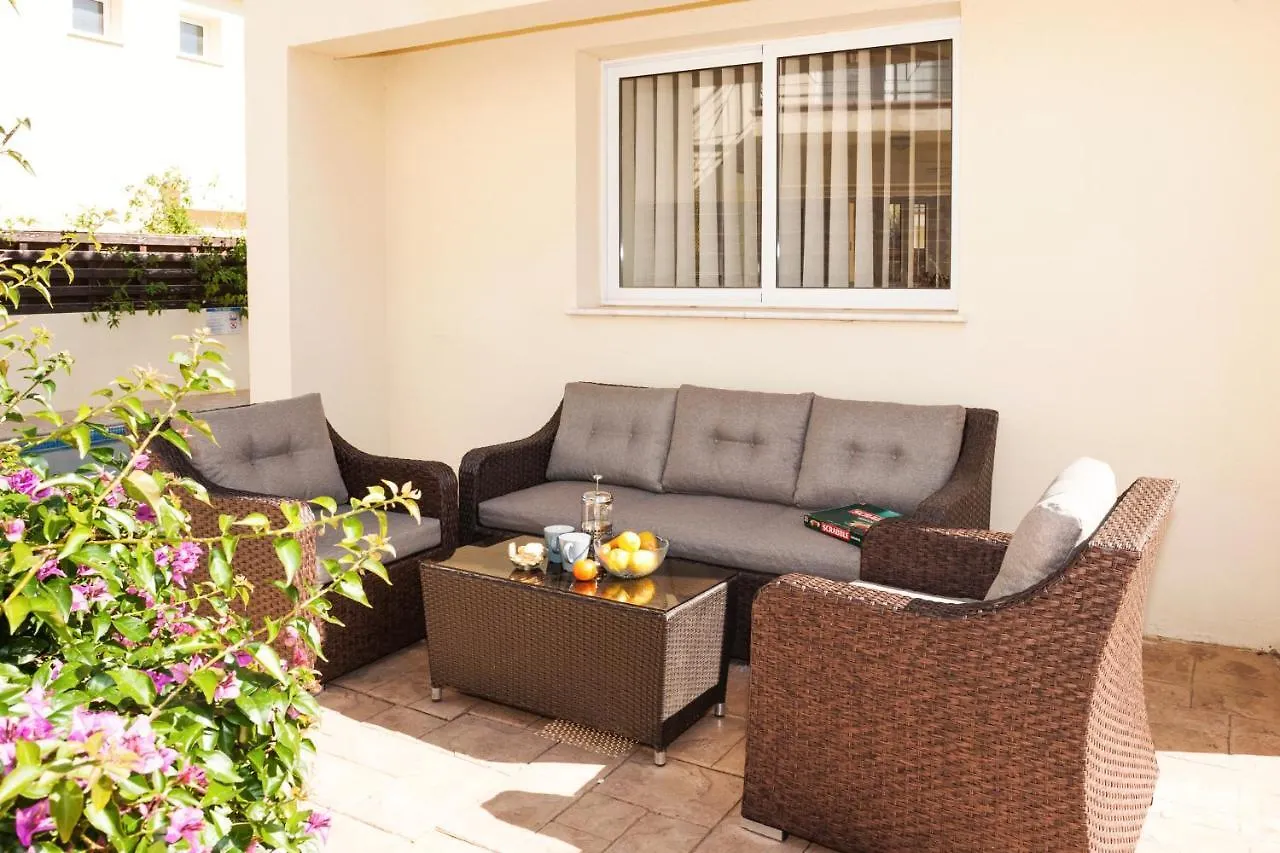 Crystal Blue Villa In A Perfect Location Protaras Zypern