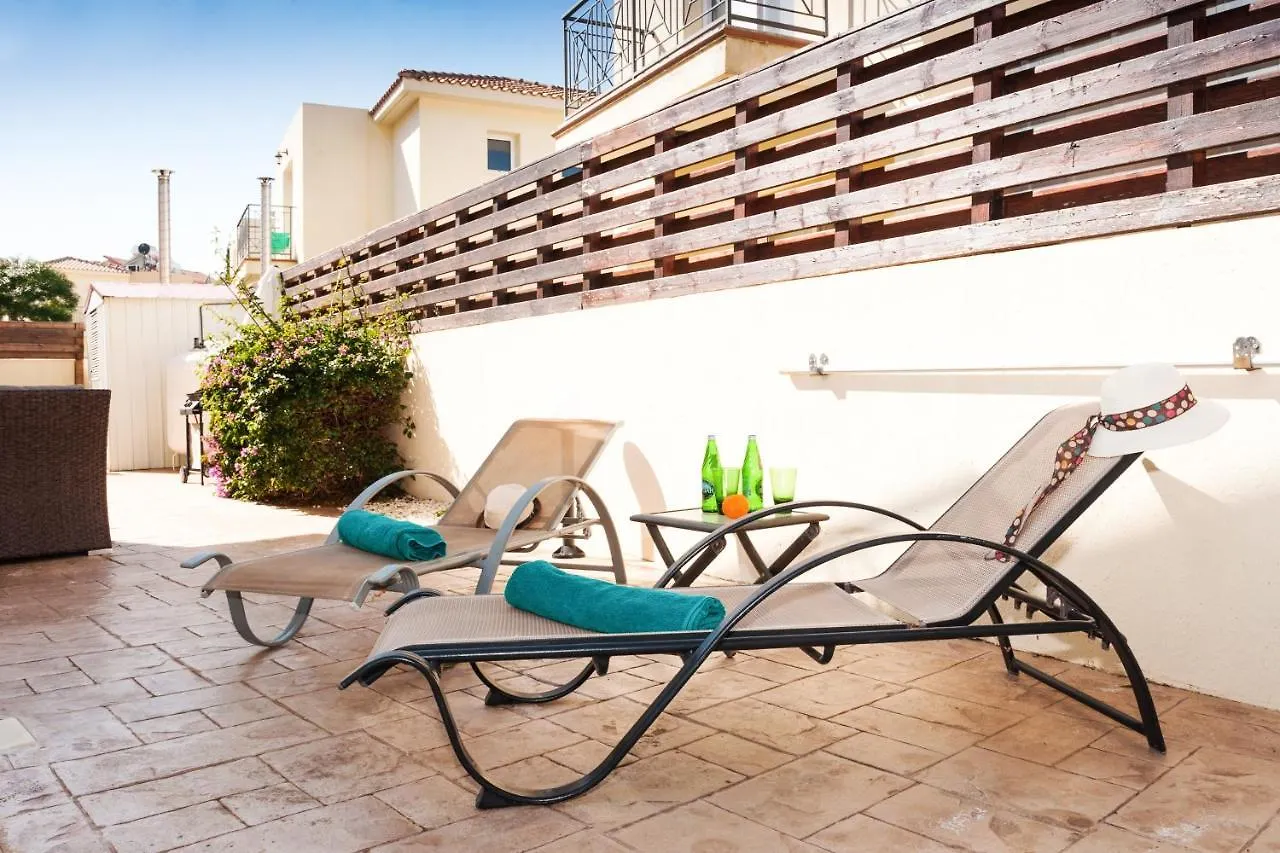 Crystal Blue Villa In A Perfect Location Protaras