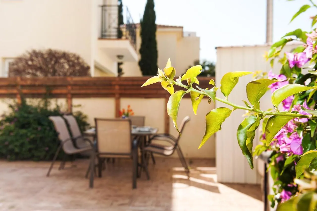 Crystal Blue Villa In A Perfect Location Protaras Zypern