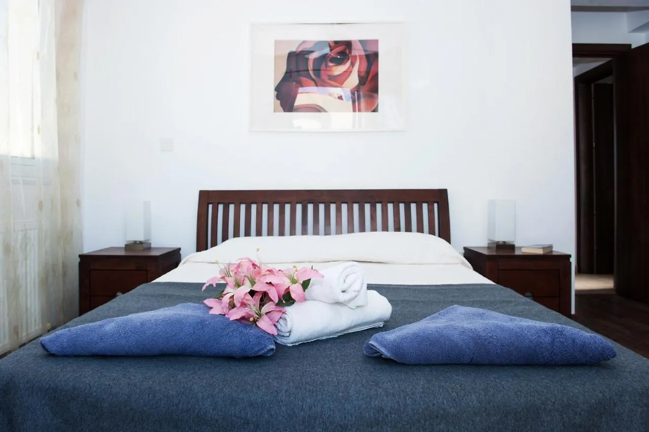 Crystal Blue Villa In A Perfect Location Protaras