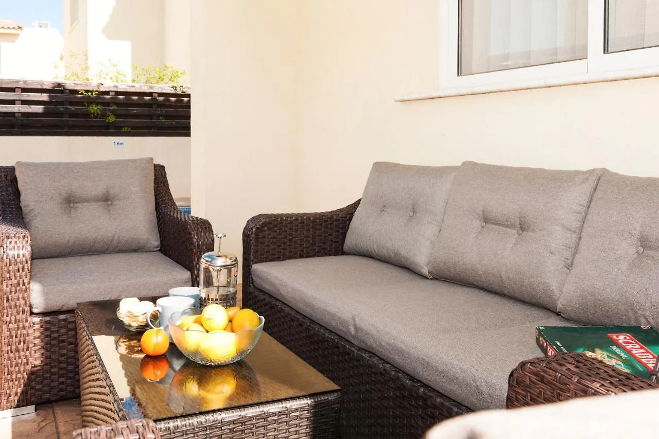 Crystal Blue Villa In A Perfect Location 普罗塔拉斯 塞浦路斯